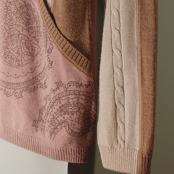 Olsen merino wool cable-knit jacquard sweater - Picture 3 of 11